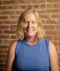 Amy Dwyer headshot