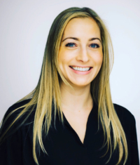 Gabrielle Halks headshot